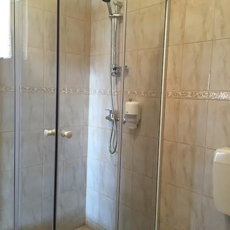 Aparthotel Bonjour 3*